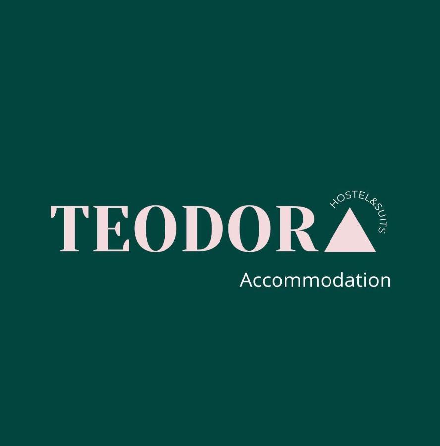 Teodora Accommodation Hostel & Suits Porto Exterior foto